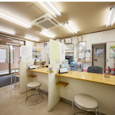 健栄 鏑木薬局 店内