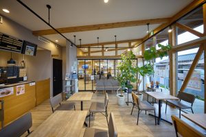 薬局の待ち時間はカフェで！秋は「焼きいもシェイク」