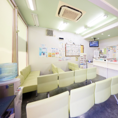 ひまわり薬局 戸頭店 店内