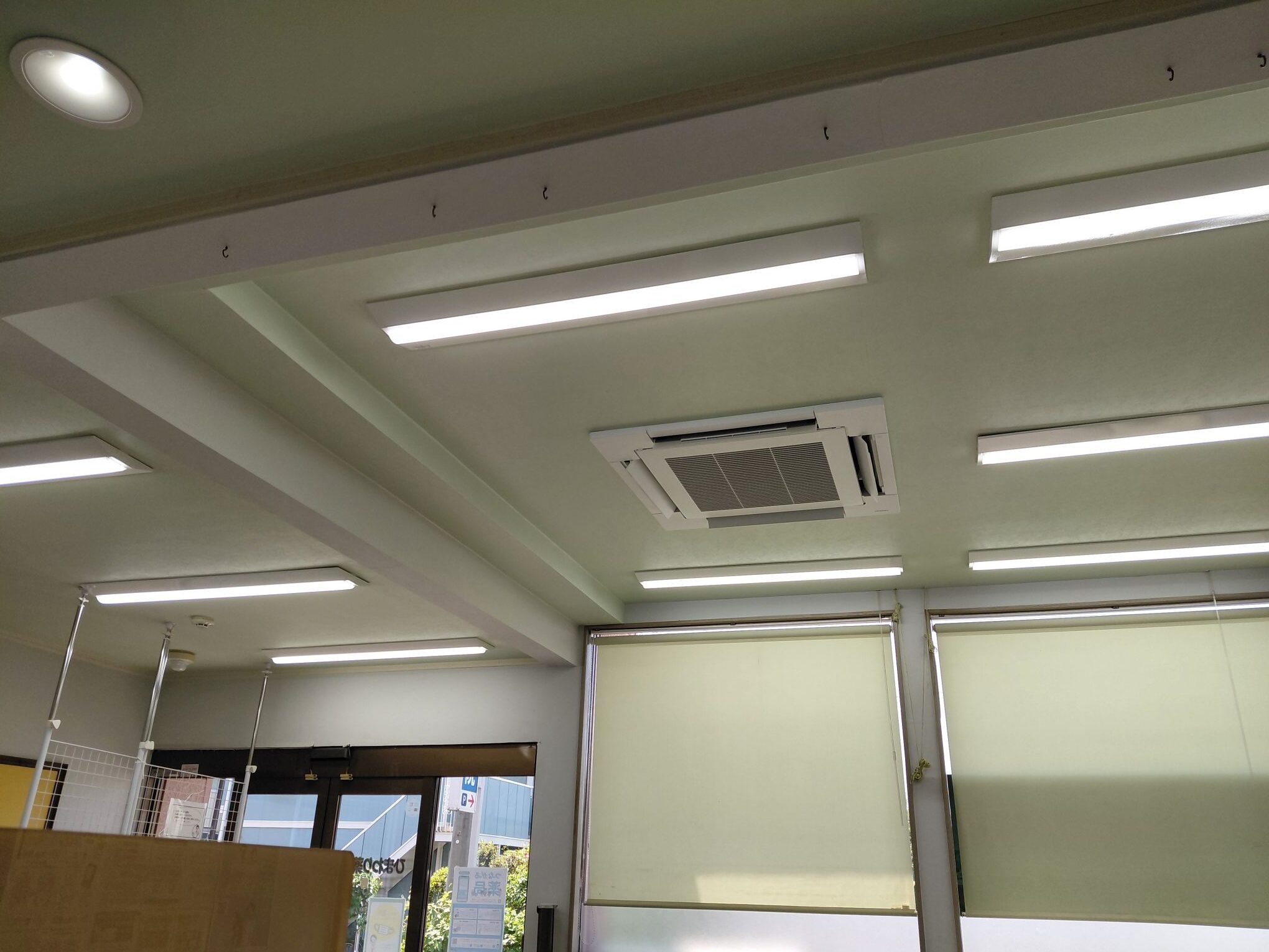 【取手市・戸頭】待合室が明るく快適に｜LED照明とエアコンが新しくなりました
