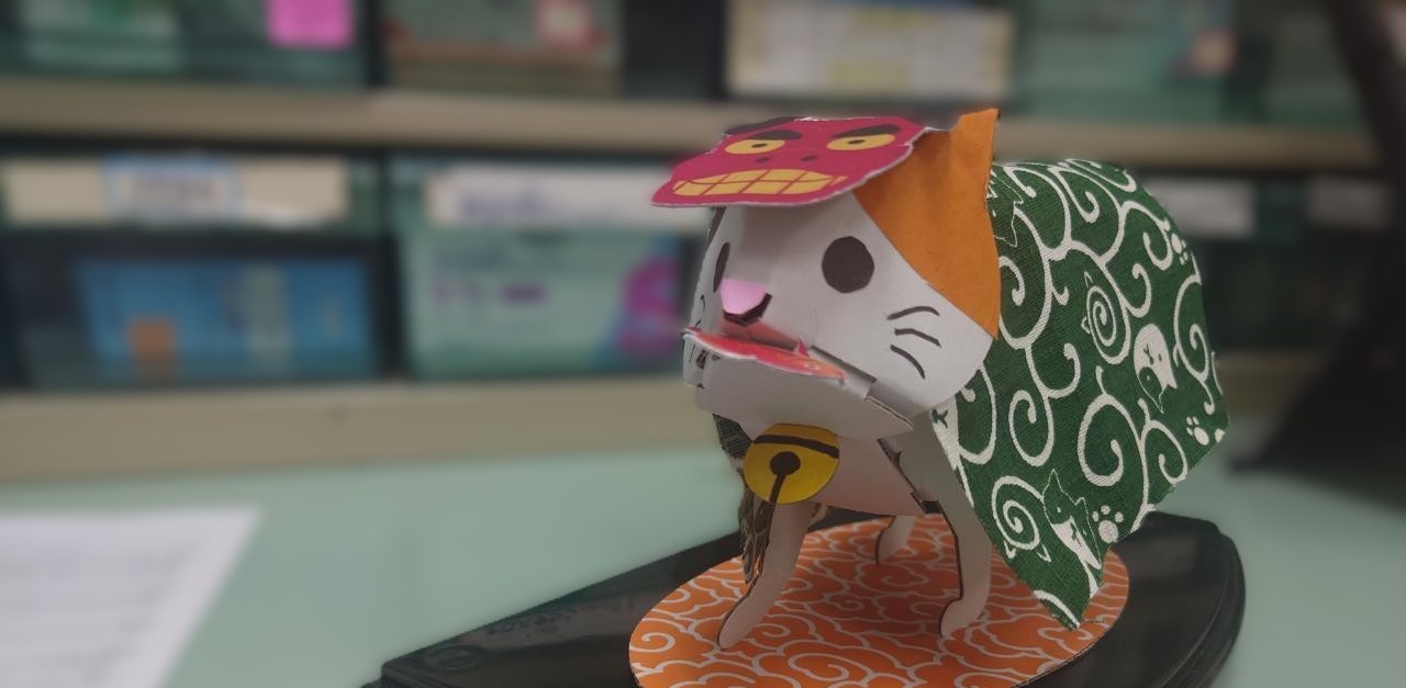 【豊四季駅前】ひまわり薬局の新年のご挨拶｜「鯛」をくわえた獅子舞ねこが登場！