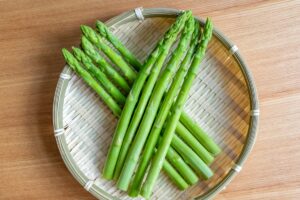 旬の食材、疲労回復にもおすすめの「アスパラガス」の栄養素と効果