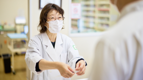 不安を安心に。一人ひとりに合わせ丁寧に説明しています。