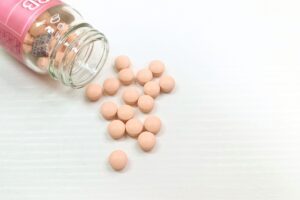 ビタミン剤の選び方。いつ飲む？朝と夜どっちがいい？