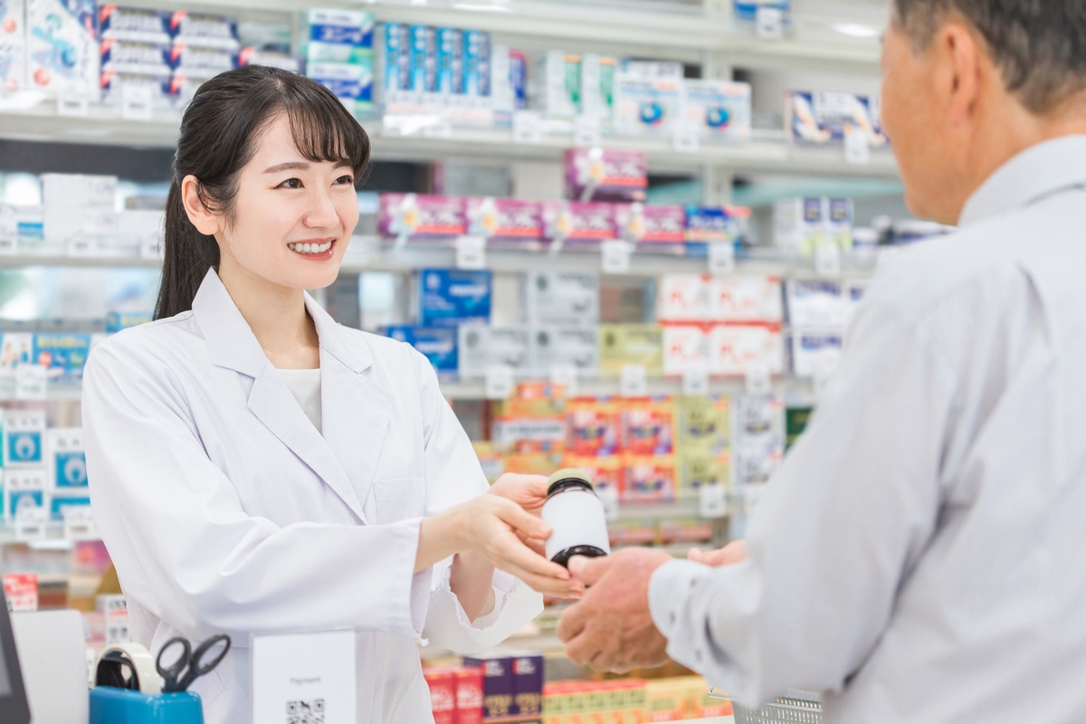 「かかりつけ薬局」を持つメリット。夜間・休日の相談や残薬調整の頼み方
