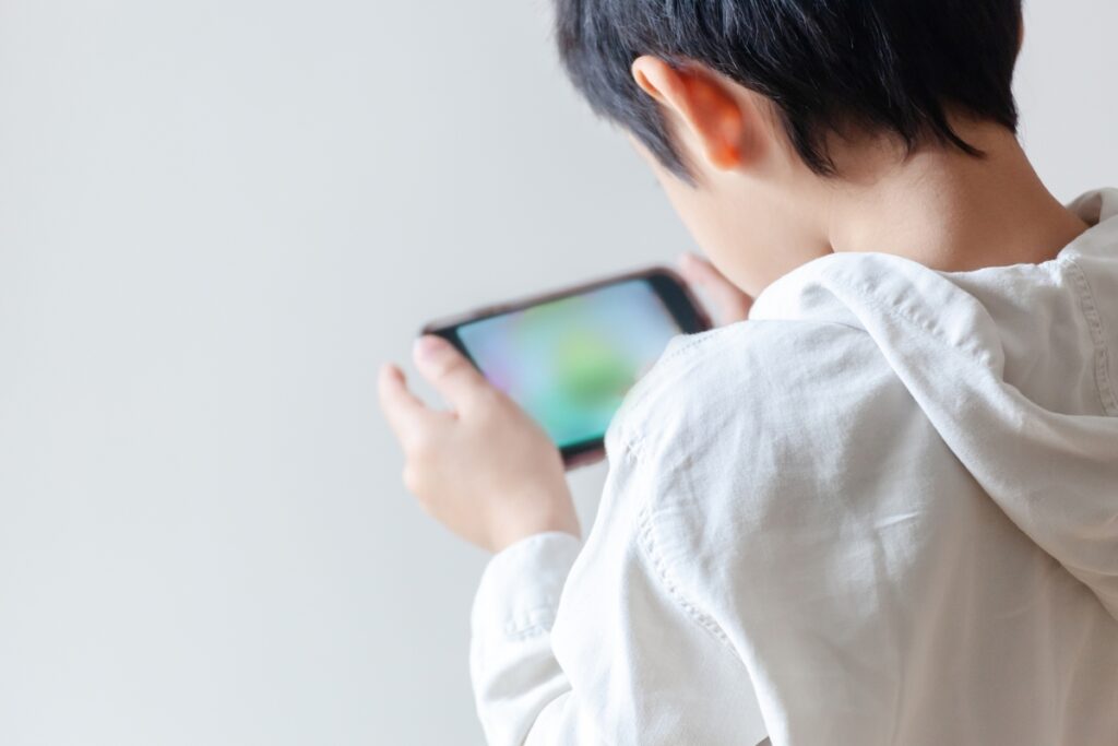 子供は特に注意！「判断力」「集中力」に影響する懸念