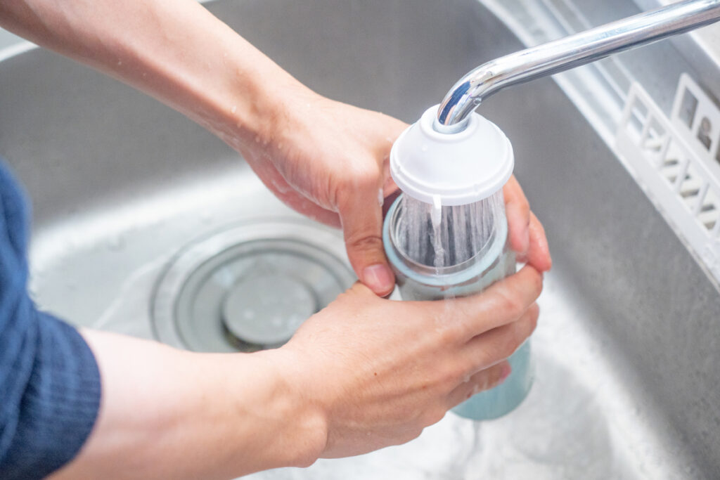 水筒の正しい洗い方と除菌方法
